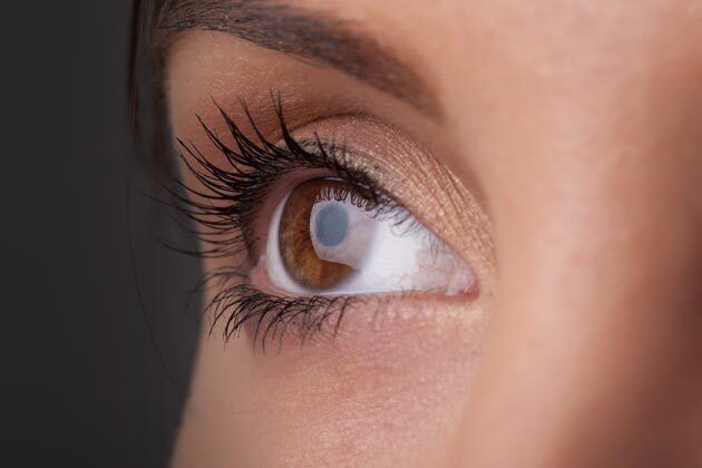 Eye Lift*